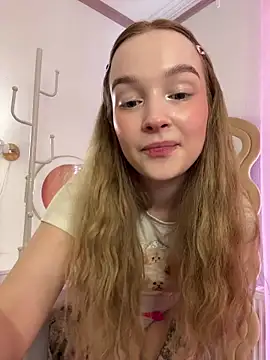 Snapshot of Mimi_Land chatting on 06.22.26 Mimi Land online show from 06.22.26