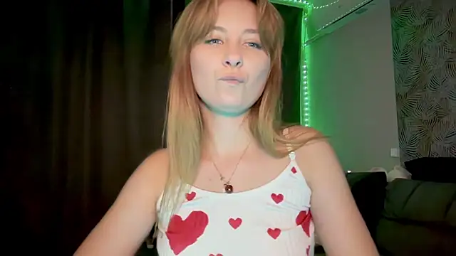 Luna Kissss online show from 07.16.26