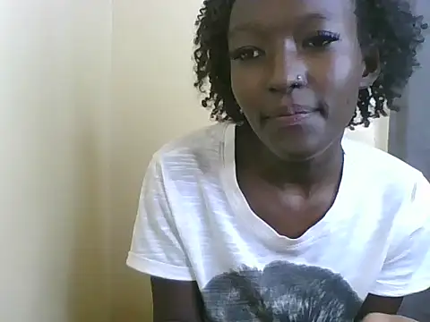 Snapshot of Keilay chatting on 07.29.26 Keilay online show from 07.29.26