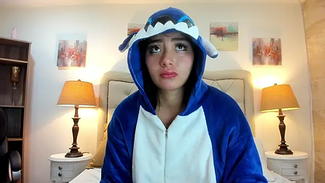 Luna black19 online show from 07.10.26