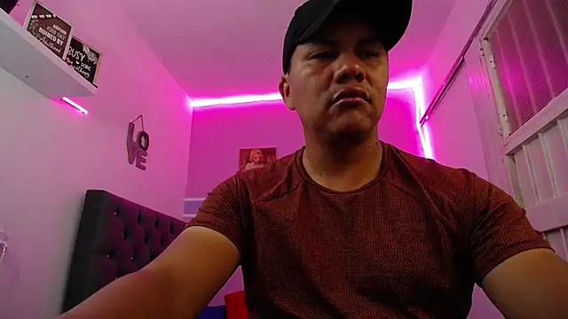 fuego moro online show from 06.25.26