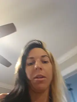 lil jiggly online show from 06.23.26