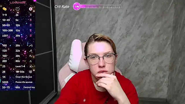 Reginasmilee online show from 03.21.25