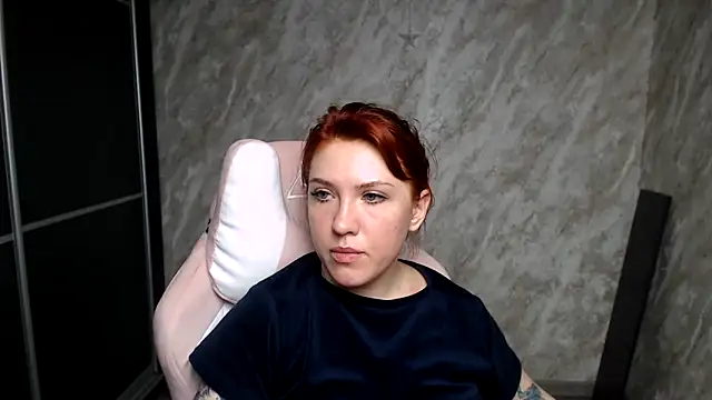 Reginasmilee online show from 03.11.26