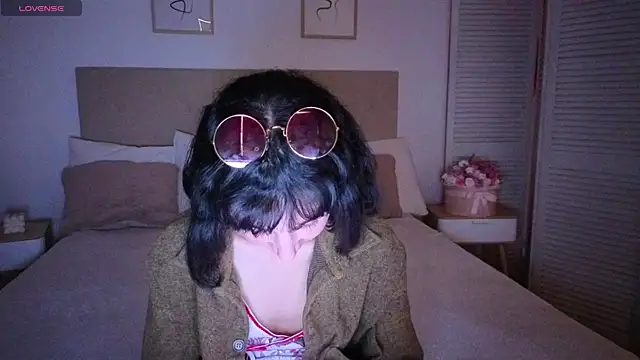 Little zoi online show from 06.24.26