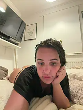 rubylouisess  online show from 06.26.26