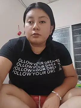 HannahLux1 online show from 07.15.26