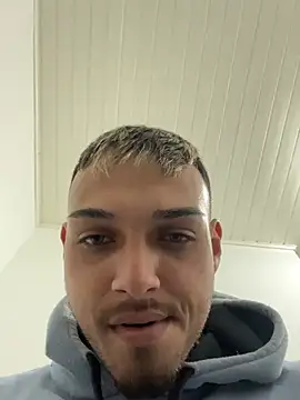 Erick Santos39 online show from 06.26.26