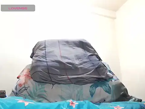 Snapshot of WOLFMONSTERDICK chatting on 12.29.24 WOLFMONSTERDICK online show from 12.29.24