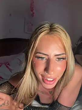 Snapshot of barbieee19 chatting on 07.20.26 barbieee19 online show from 07.20.26