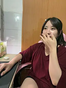 QuynhAnh68 online show from 07.03.26