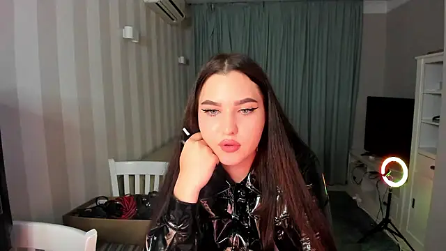 Snapshot of LatexDominatrix chatting on 07.01.26 LatexDominatrix online show from 07.01.26