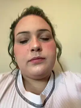 BbGurl18 online show from 07.09.26