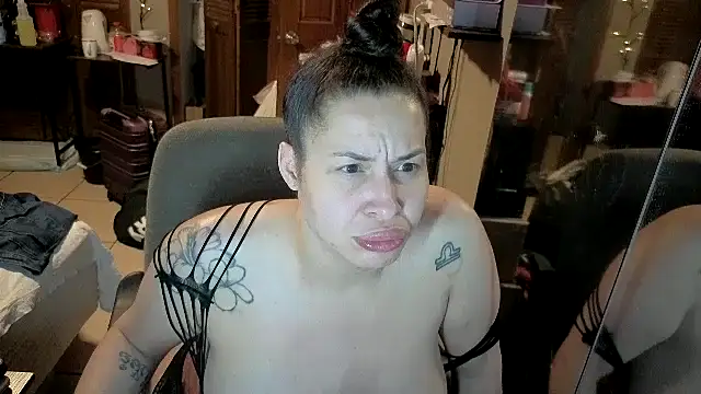 Snapshot of imisamoore69 chatting on 06.20.26 imisamoore69 online show from 06.20.26