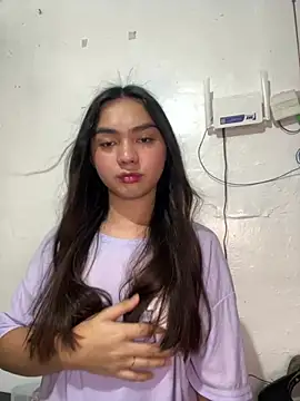 EtherealRae online show from 07.07.26