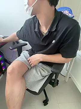 kr hotguy1 online show from 07.08.26