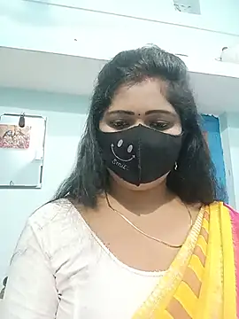 Snapshot of beautiful-Nisha chatting on 07.28.26 beautiful-Nisha online show from 07.28.26