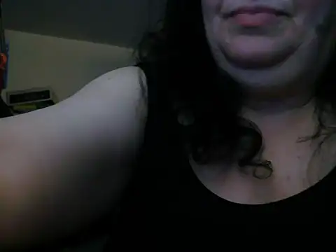 shadowdashlyla online show from 07.10.26