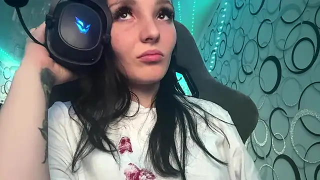 DetraBasner online show from 07.11.26