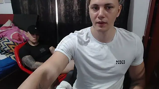 Snapshot of kike_energy chatting on 09.17.25 kike energy online show from 09.17.25