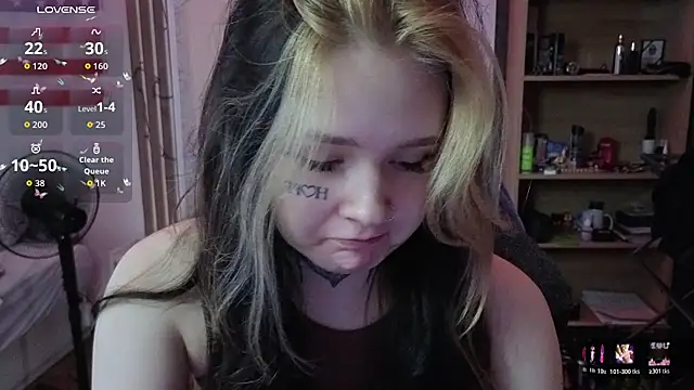 Snapshot of Liaa_Littll chatting on 07.24.26 Liaa Littll online show from 07.24.26