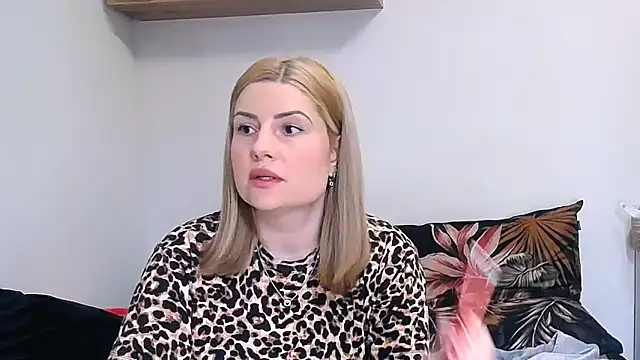 alisenties online show from 04.05.26