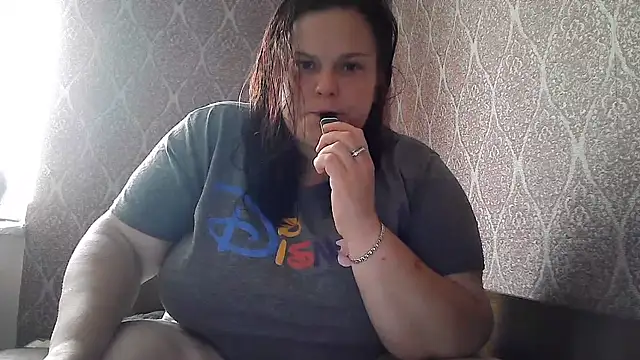 Snapshot of Adela_Cheri chatting on 07.13.26 Adela Cheri online show from 07.13.26