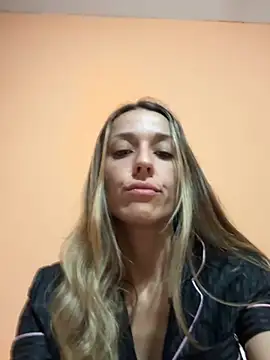 Snapshot of erosiaa chatting on 07.18.26 erosiaa online show from 07.18.26