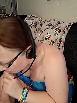 XxMs StarzxX online show from 12.17.25