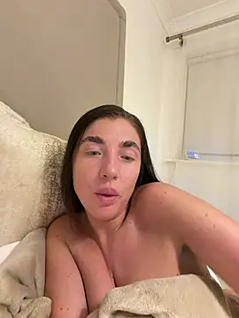 BellaTxx online show from 07.17.26