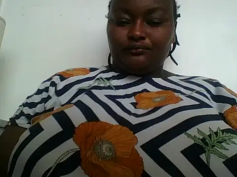 Snapshot of naughty_chubbyv chatting on 07.18.26 naughty chubbyv online show from 07.18.26