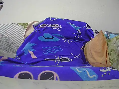 Snapshot of hakanbeyzade chatting on 01.26.25 hakanbeyzade online show from 01.26.25