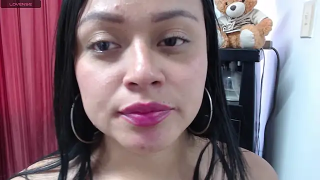 Snapshot of gabriela_grace chatting on 03.22.25 gabriela grace online show from 03.22.25