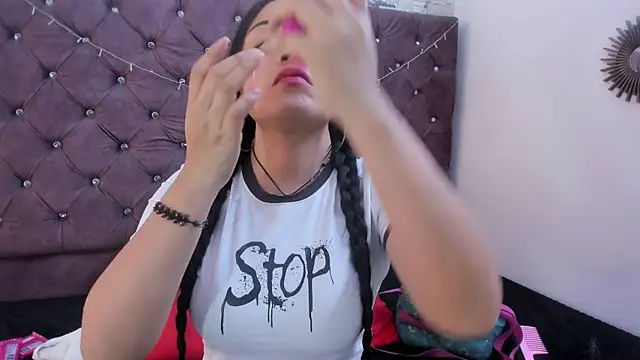 Snapshot of gabriela_grace chatting on 10.24.25 gabriela grace online show from 10.24.25