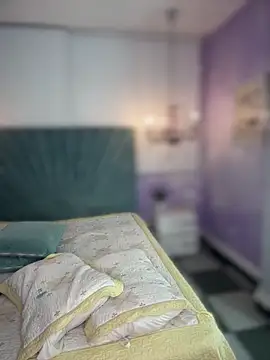 Snapshot of riri_brunnete chatting on 03.03.26 riri brunnete online show from 03.03.26