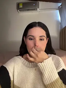 IvyValentine online show from 03.07.25