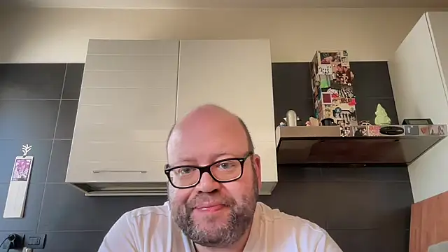 theitalianbear online show from 04.11.26