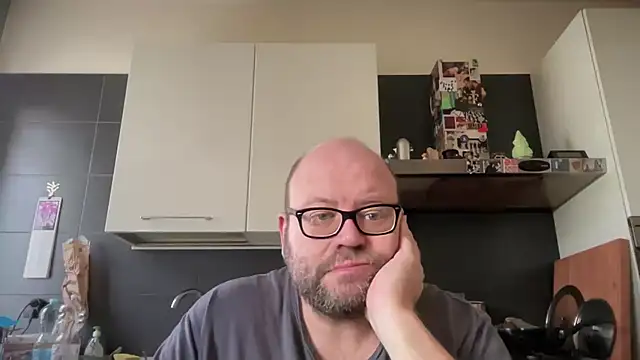 theitalianbear online show from 04.15.26