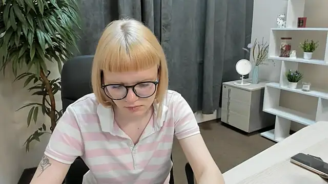 VanitaHymas online show from 07.29.26