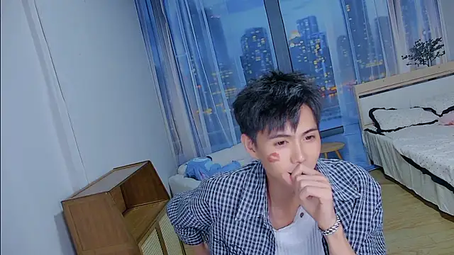 Snapshot of xiaoyang-FF chatting on 07.28.26 xiaoyang-FF online show from 07.28.26