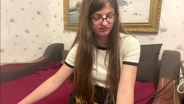 Snapshot of AngeOlia chatting on 07.30.26 AngeOlia online show from 07.30.26