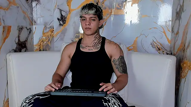 Noah  Browm online show from 08.01.26