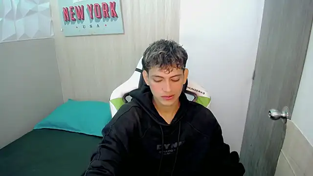 Cody juniorr  online show from 08.01.26