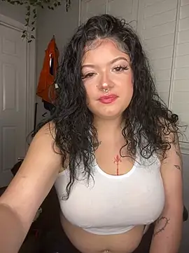 Snapshot of WeluvyouKarma chatting on 08.03.26 WeluvyouKarma online show from 08.03.26