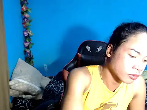 venustheg0ddess online show from 10.18.25