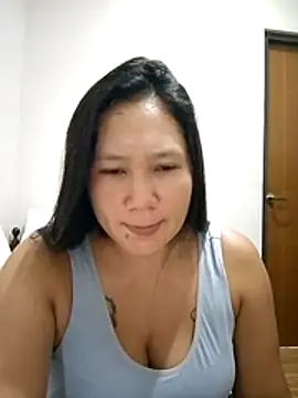 Doyouwanttoeatme online show from 08.02.26