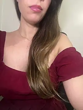 MagnoliaVale online show from 08.03.26