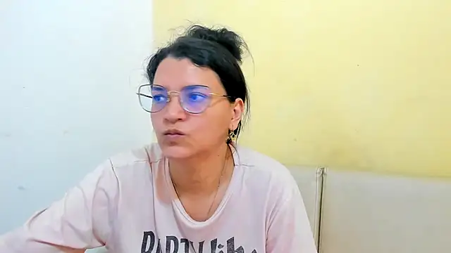 MARILYN GARCIA online show from 04.10.26