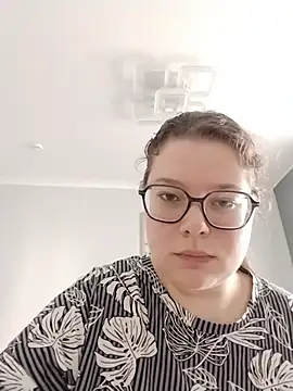 JulieTailor online show from 08.09.26