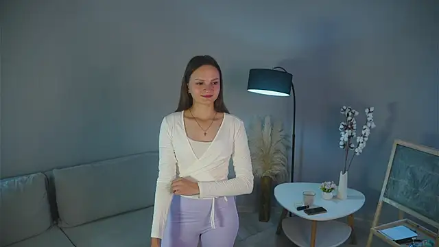 JamilaHaage online show from 08.06.26